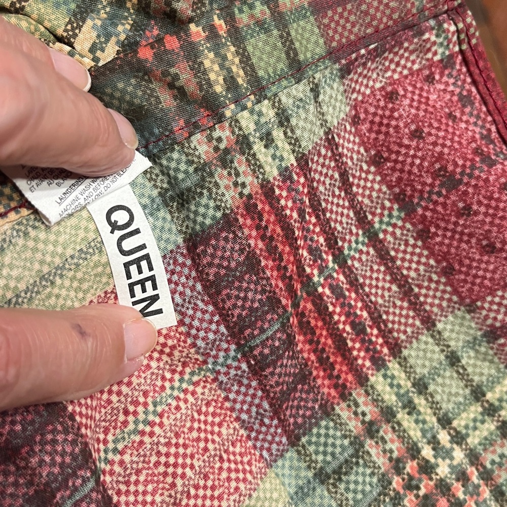 Echo Queen bed skirt green burgundy, and beige plaid - Picture 4 of 4